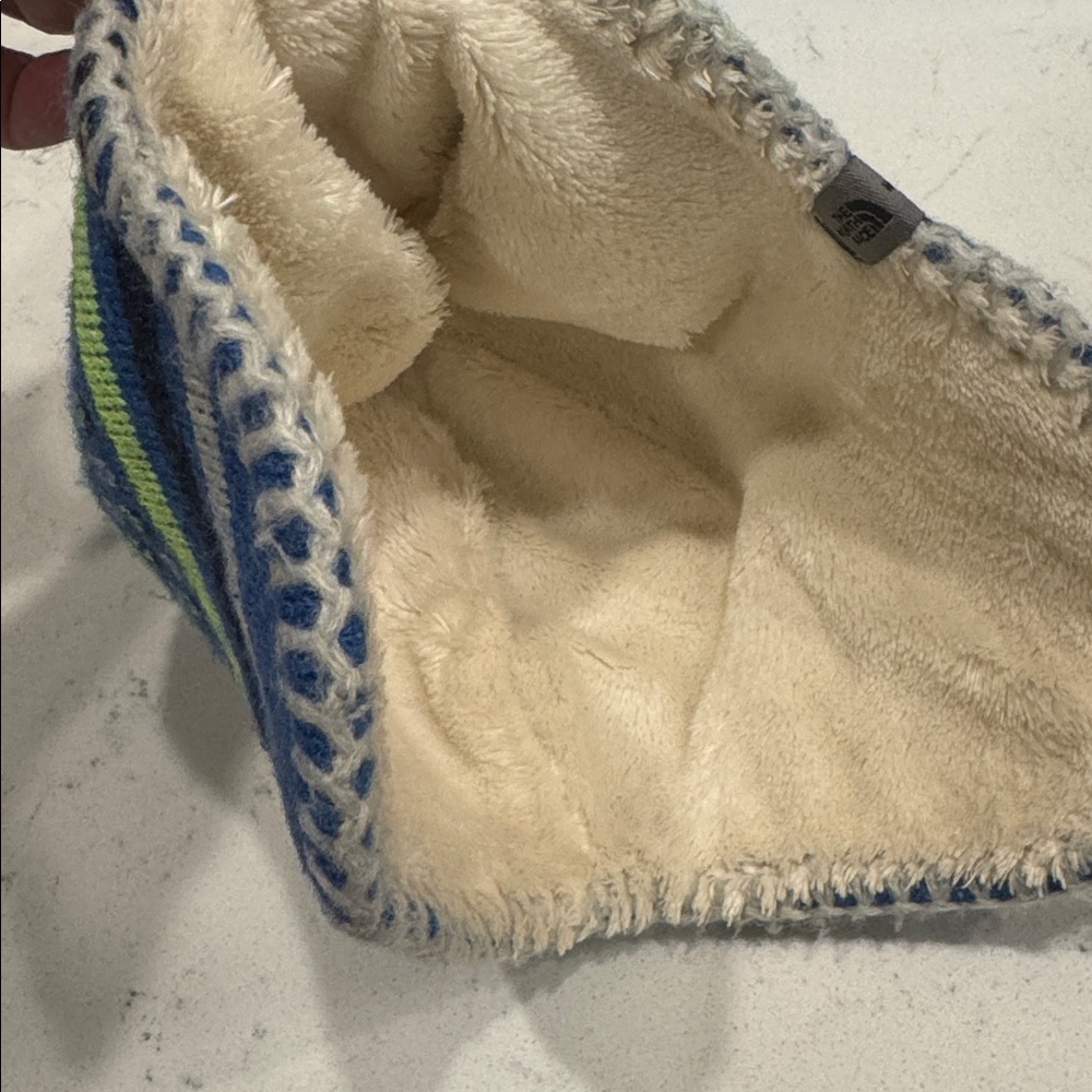 The North Face Blue Polar Bear baby toddler winter Hat - Picture 2 of 3